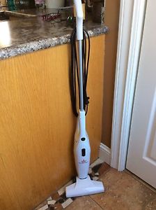 Bissell Featherlight Vaccuum