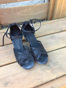 Black open toe dancing shoes.