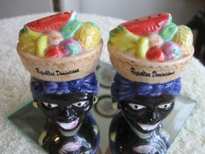 COLORFUL MATCHING PAIR REPUBLICA DOMINICANA SALT & PEPPERS