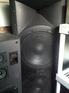 Concert speakers