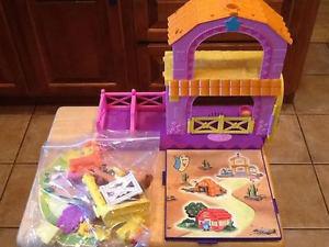 Dora the Explorer's Pony Palace with accessories