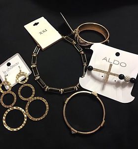 Earrings, bracelets, necklace all new!