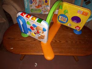 Fisher-Price Laugh & Learn Crawl-Around Learning Center