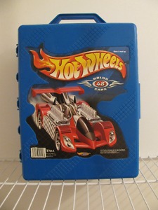 HOT WHEELS,48 CARS AND CASE!