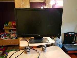 HP computer monitor