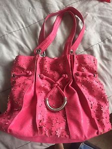 Jessica Simpson purse