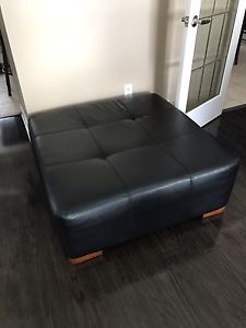 Large ottoman