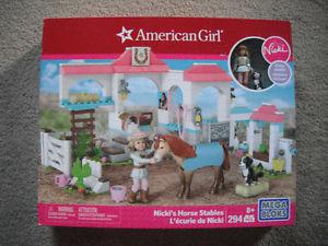 NEW American Girl Nicki's Horse Stable Mega Blocks