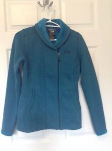 NORTH FACE SWEATER BRAND NEW