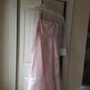 PERFECT PROM OR BRIDAL PARTY DRESS IN SHELL PINK