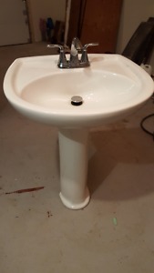 Pedestal sink and faucet