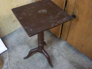 Primitive candle stand