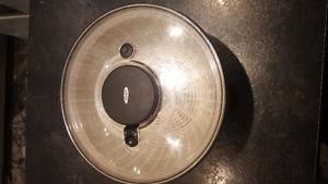 Salad spinner from oxo