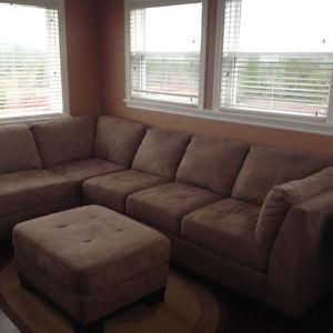 Sectional with Chaise lounger Beige