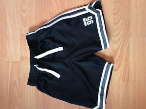 Size 4 Osh Kosh shorts