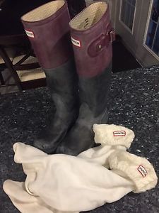 Two tone Hunter boots with socks
