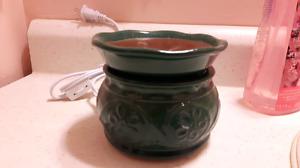 Wax warmer