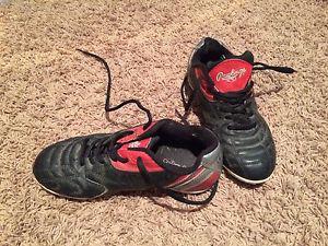 Youth soccer cleats
