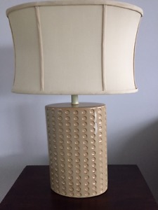 2 Beige Lamps