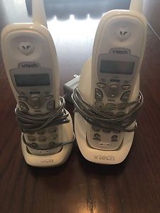 2 working cordless Vtech home phones