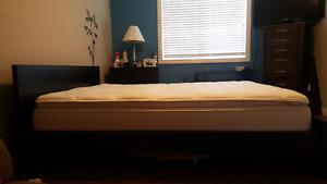 $200 comfortable queen mattress. Pick up in windermere