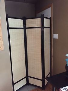 Bamboo Floor Screen