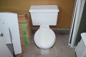 Cranada White Toilet