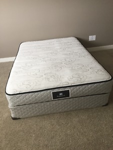 Double size Sealy posturepedic mattress + boxspring inclued