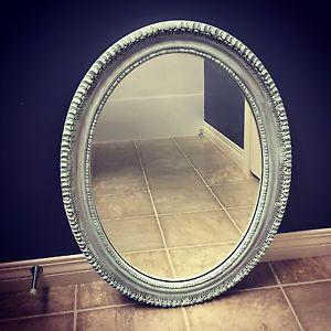 Gorgeous Vintage Mirror.