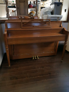 Haddon and hall piano