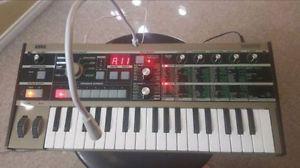 Korg MicroKorg Synthesizer/Vocoder