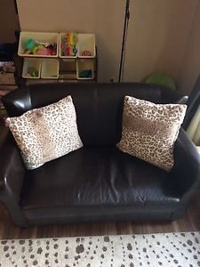 Love seat