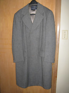 Mens. Grey Coat