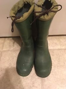 Men's rubber boots size 8