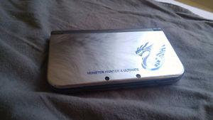 New Nintendo 3DS XL Monster Hunter 4 Ultimate Edition