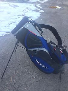 Pivot golf bag