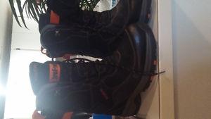 windriver size 11 outdoor boots never worn
