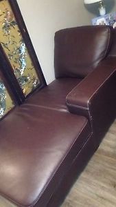 Chaise Lounger (Brown)