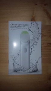 Clinique sonic system face cleansing brush