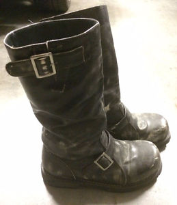 Excellent condition wasteland style boots