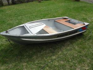 Fishing Gear and Aluminum Boat incl. Motor