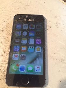 For sale iPhone 5c cracked locked on to Telus but works