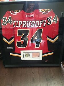 Kiprusoff signed & framed Jersey w/ COA