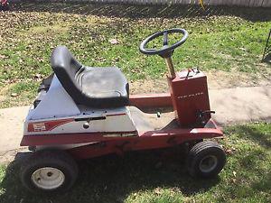 Lawn Tractor Top Flite