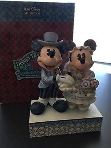 Mickey and Minnie wedding figurine
