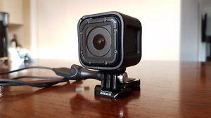 New Gopro Hero 4 Session W/unopened SD card