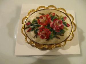 OUTSTANDING LITTLE "OLD FASHIONED" NEEDLEWORK BROOCH ['60's]