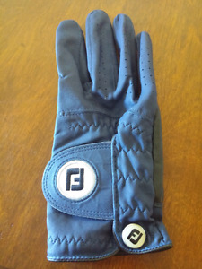 Right handed golf gloves