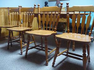 Roxton Chairs(Maplewood)Optional Table Round  xx