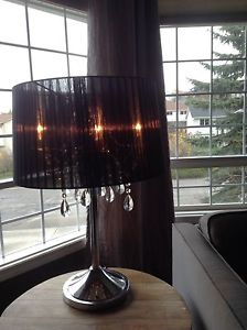 Table lamp